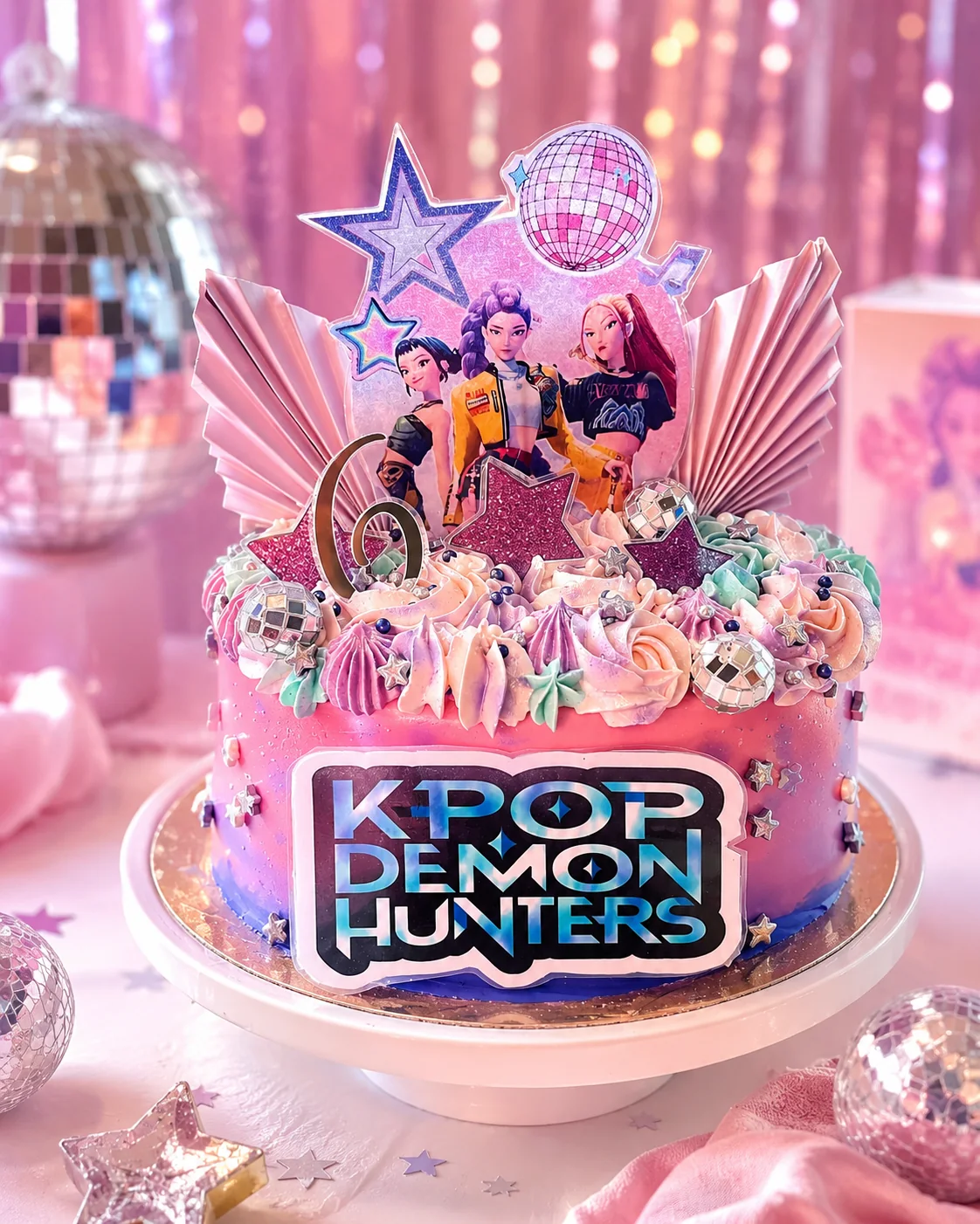 Cake design K-pop rose et bleu